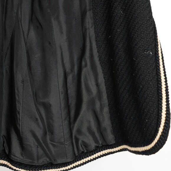 Chanel Boutique 80's Black Wool-Tweed Double-Breasted Blazer - Picture 8 of 9